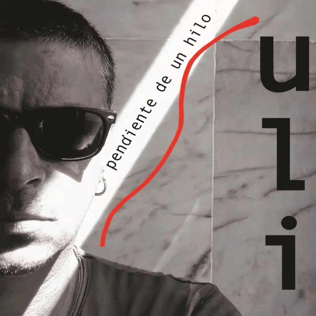 Pendiente de un hilo