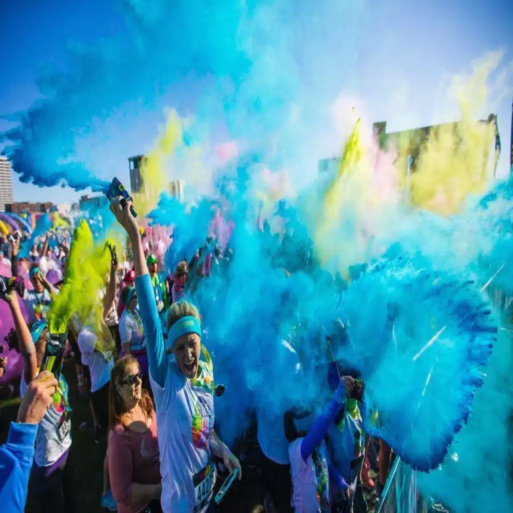 Marketing: Get Noticed In A Crowd