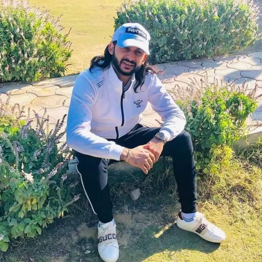 ياقلبي ماهو عيبك