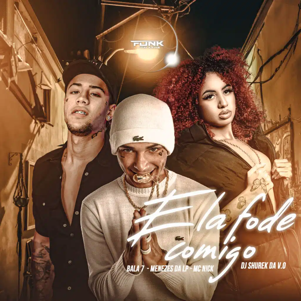 Ela Fode Comigo no Beco ou na Rua