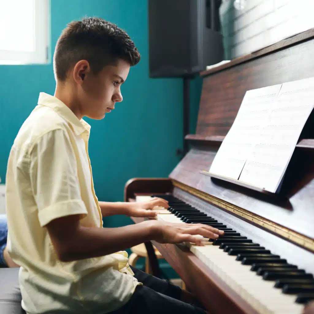 Piano Focus Oasis: Rain's Concentrated Harmony