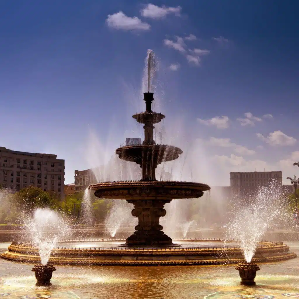 Downtown City Fountain Ambience | Water & City Sounds