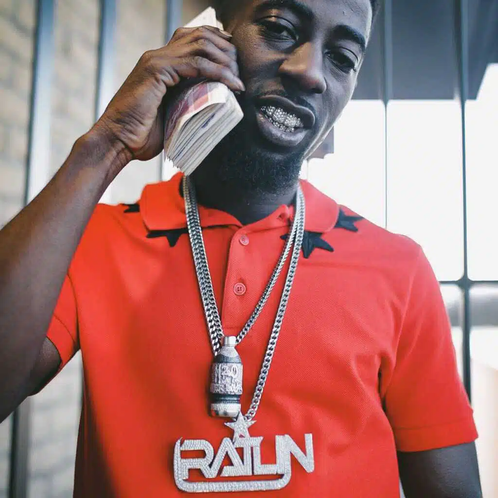 More Money No Problems (feat. Loick Essien & Ayo Beatz)