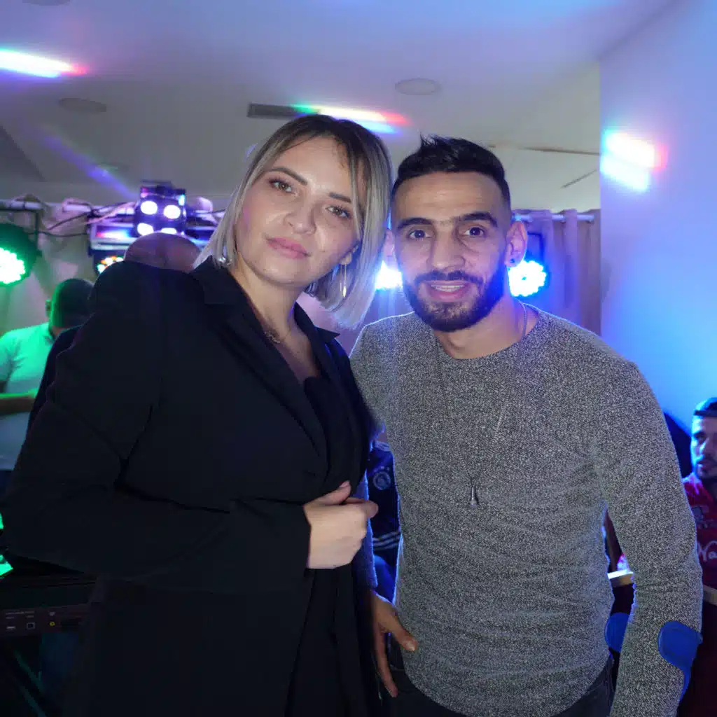 Matfakrounich Khalouni Nasya (feat. Cheb Adoula)