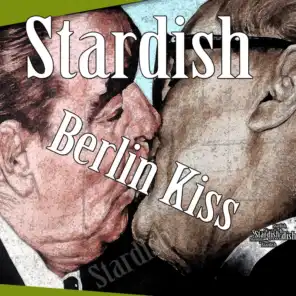 Berlin Kiss