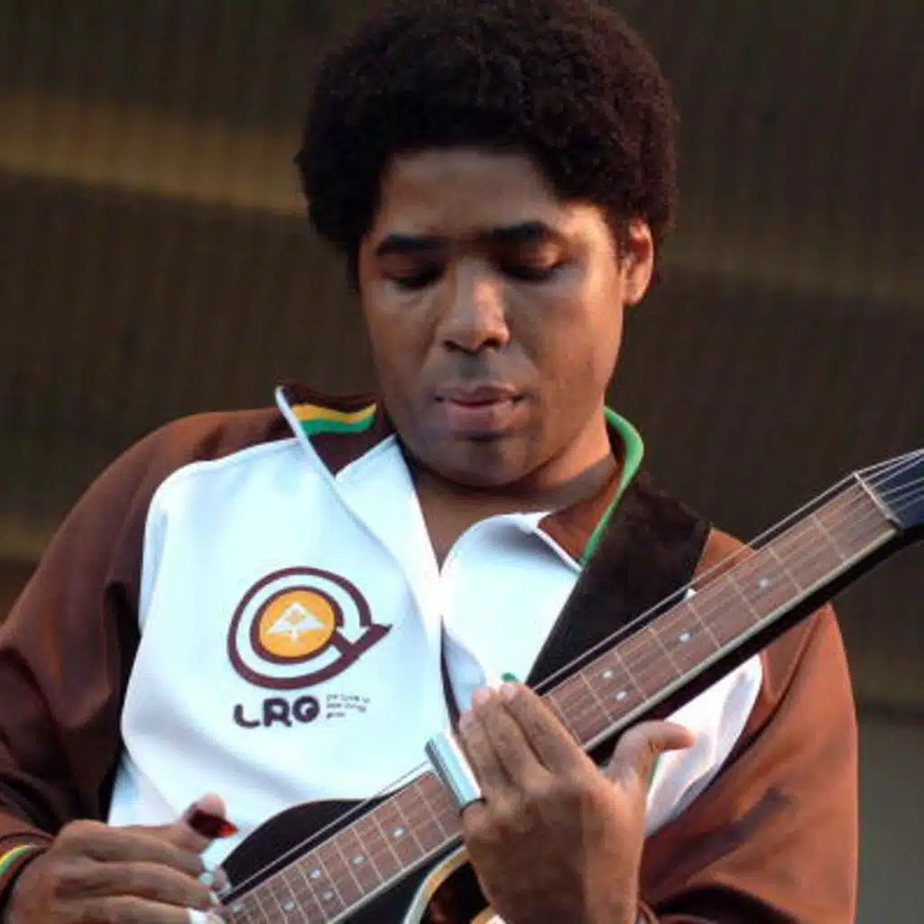 Talking blues with Chris Thomas King