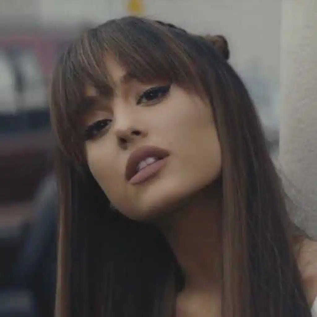 ariana grande ♡