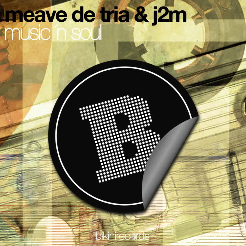 Meave de Tria, J2M