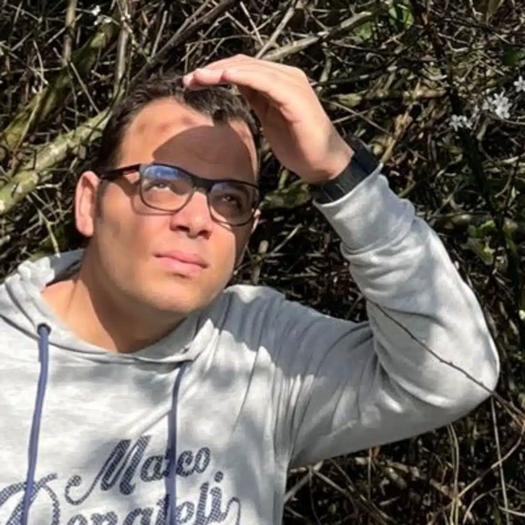 كيف تنشيء دخلًا سلبيًا بصفتك مبرمجًا؟ حوار مع من نجح في ذلك بالفعل: الأستاذ سامي مسعود