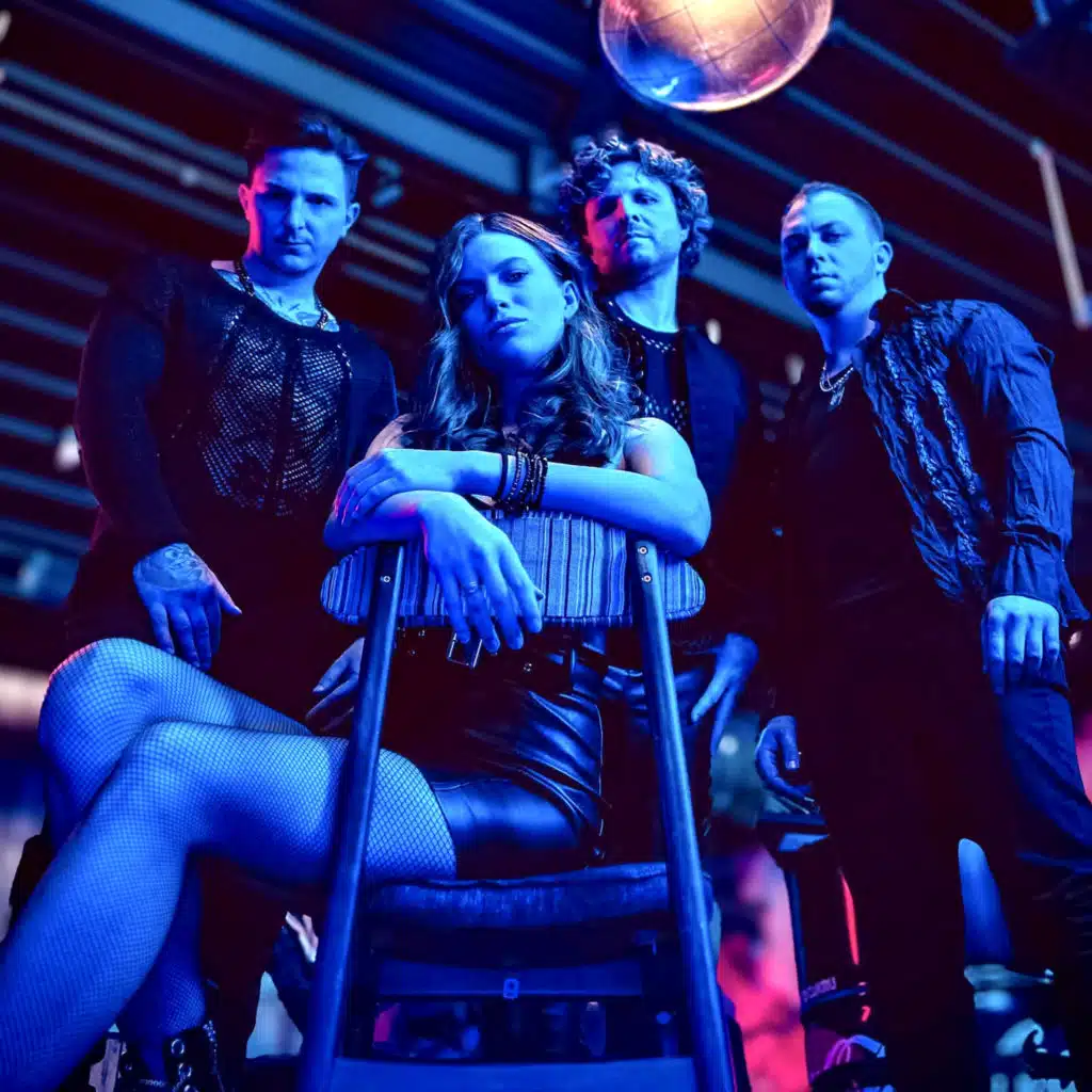 Obserwuj mnie (feat. Klaudia Sobotka)