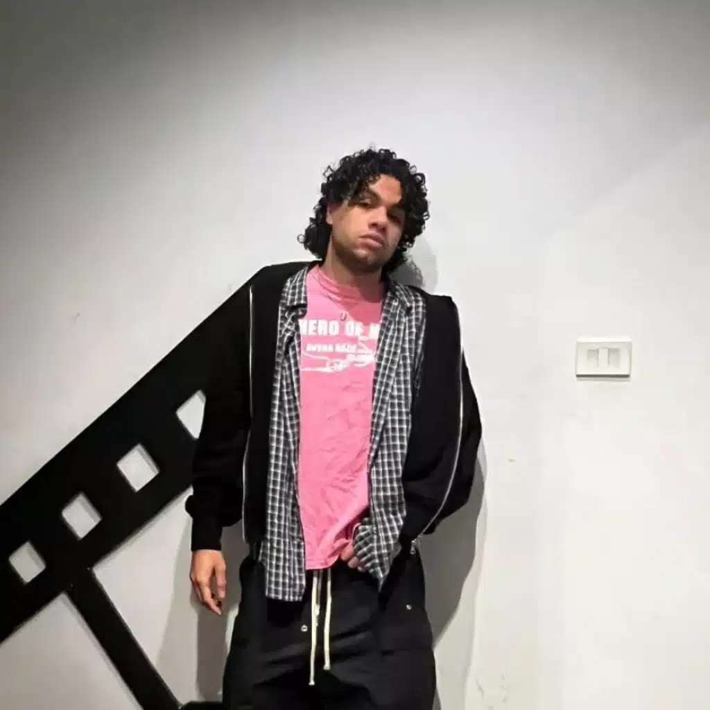 this shit goes hard *arabic*