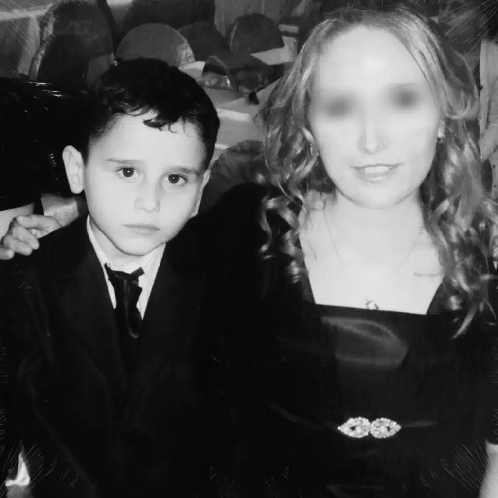 Kurtar Beni Nolur Anne