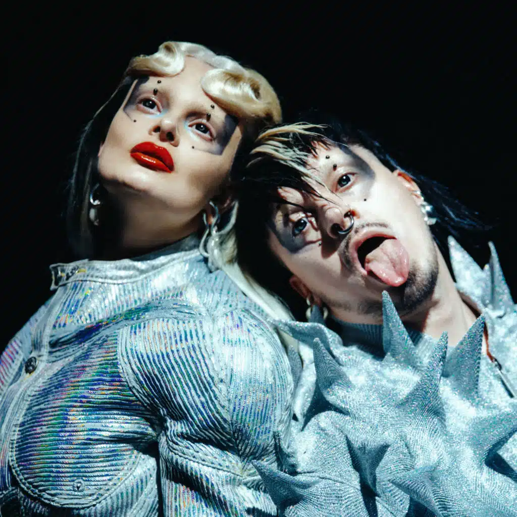 Käärijä & Erika Vikman