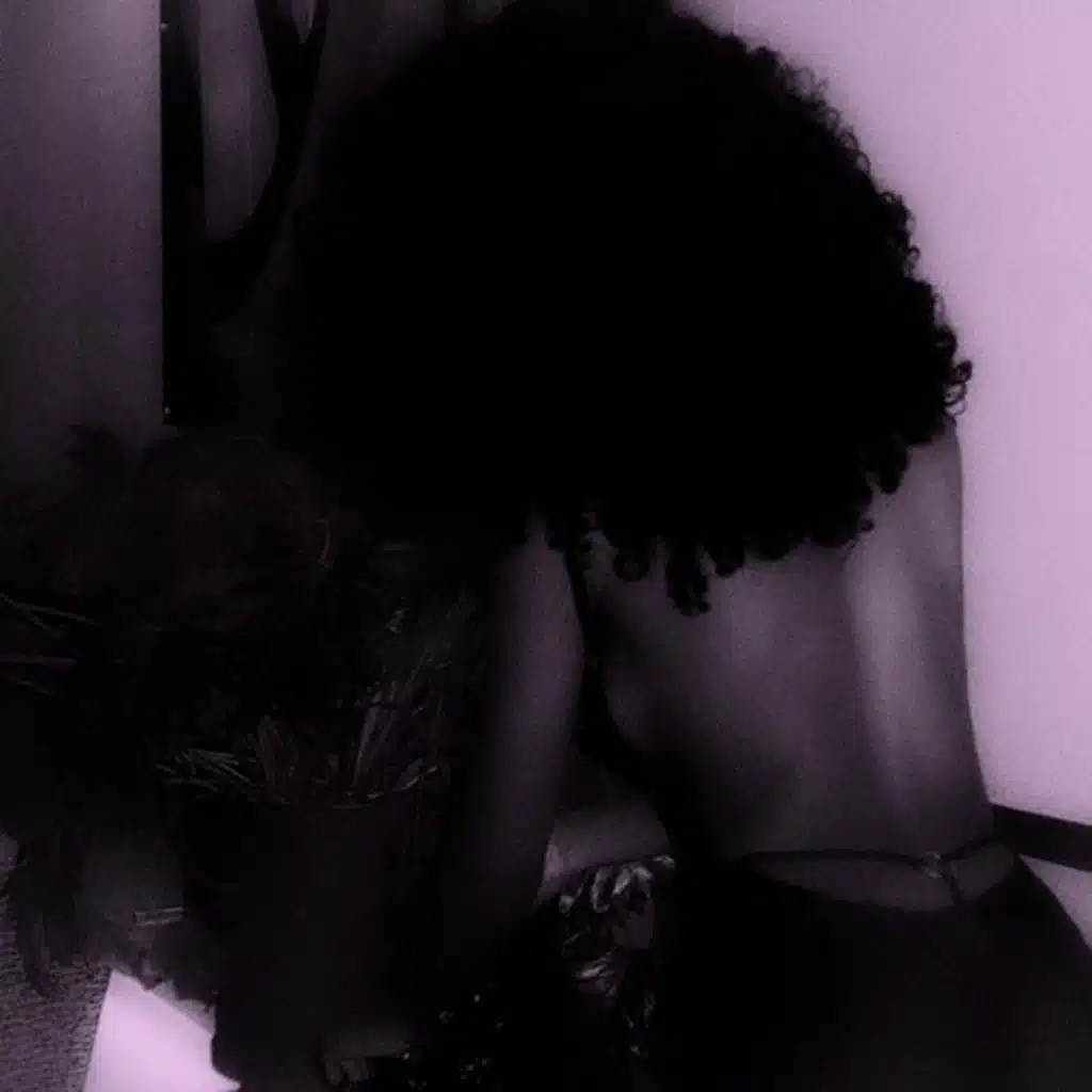 CARE4U (feat. Artie J)