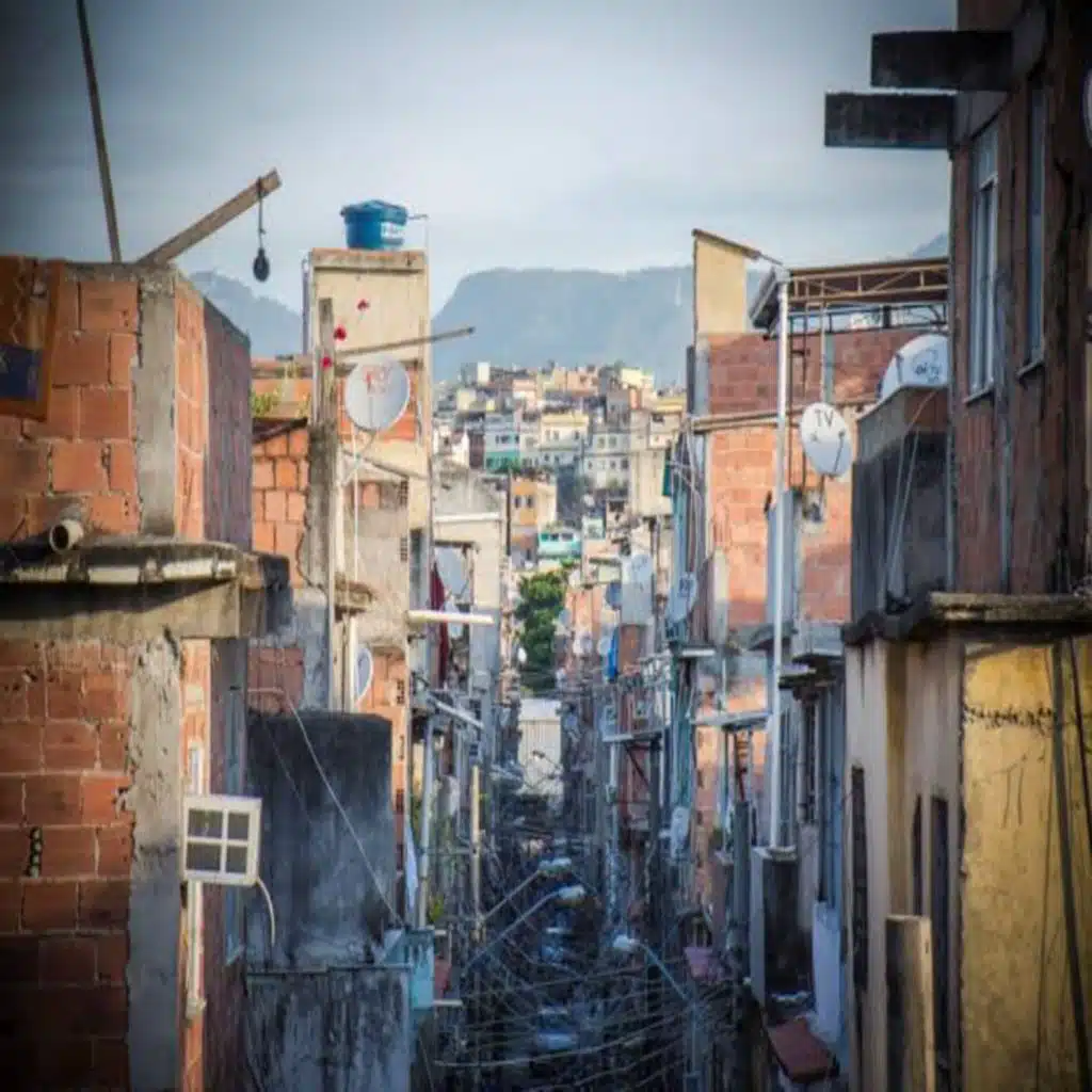 Vida de 157 (feat. Mc Vitor Jr & thashtdp)