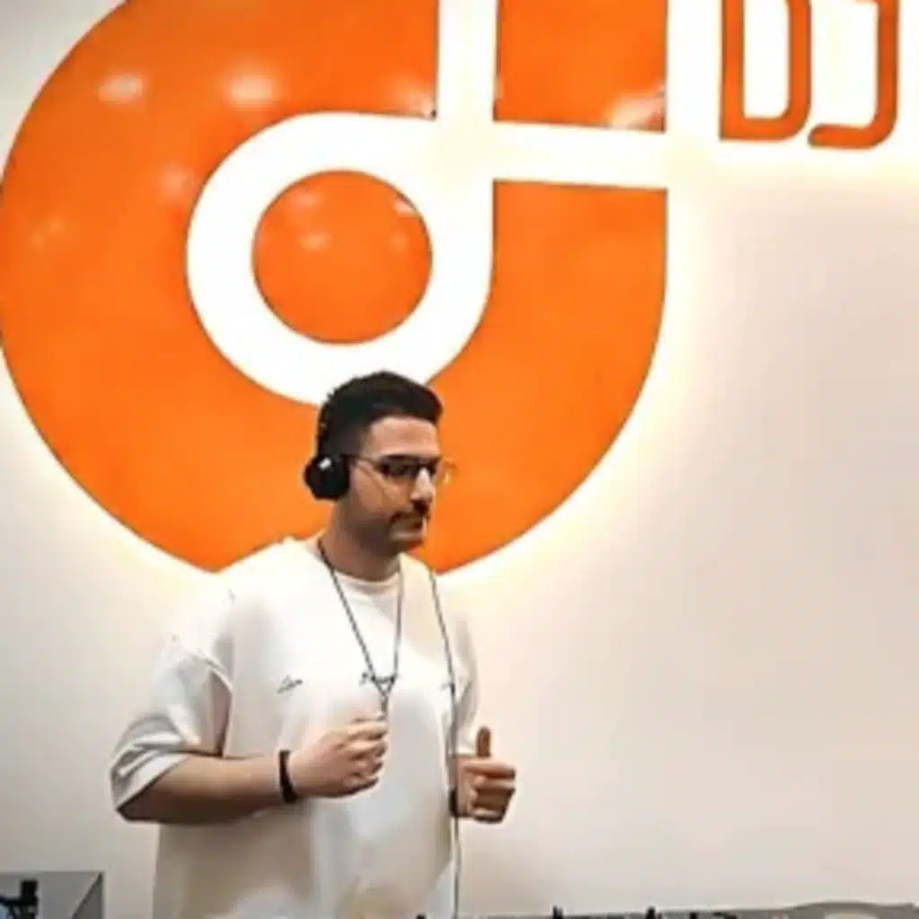 DJ Gassan - GaSo Podcast 002 @ DJ Corner, Riyadh, Saudi Arabia [Melodic Techno & House DJ Mix]