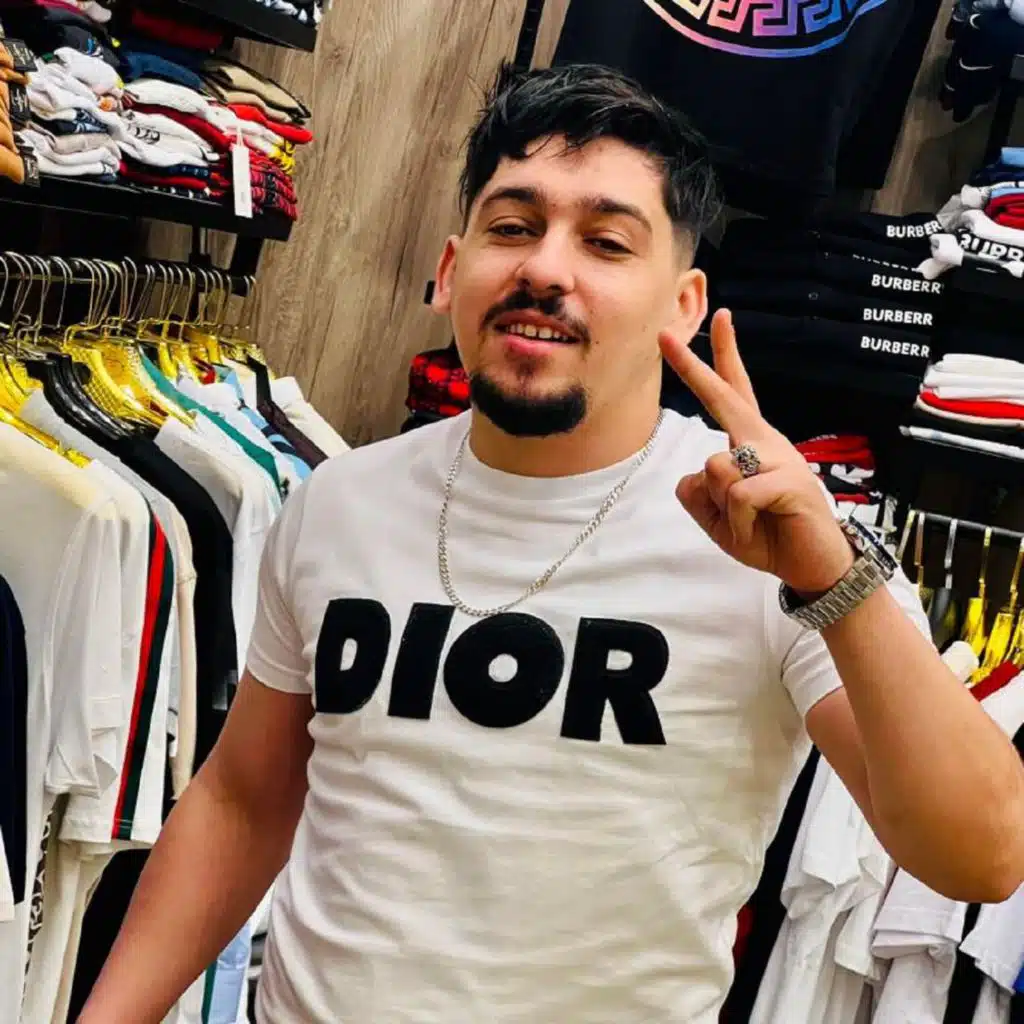 دارو فيا الهدرة ڨالو يخدم الغبرة