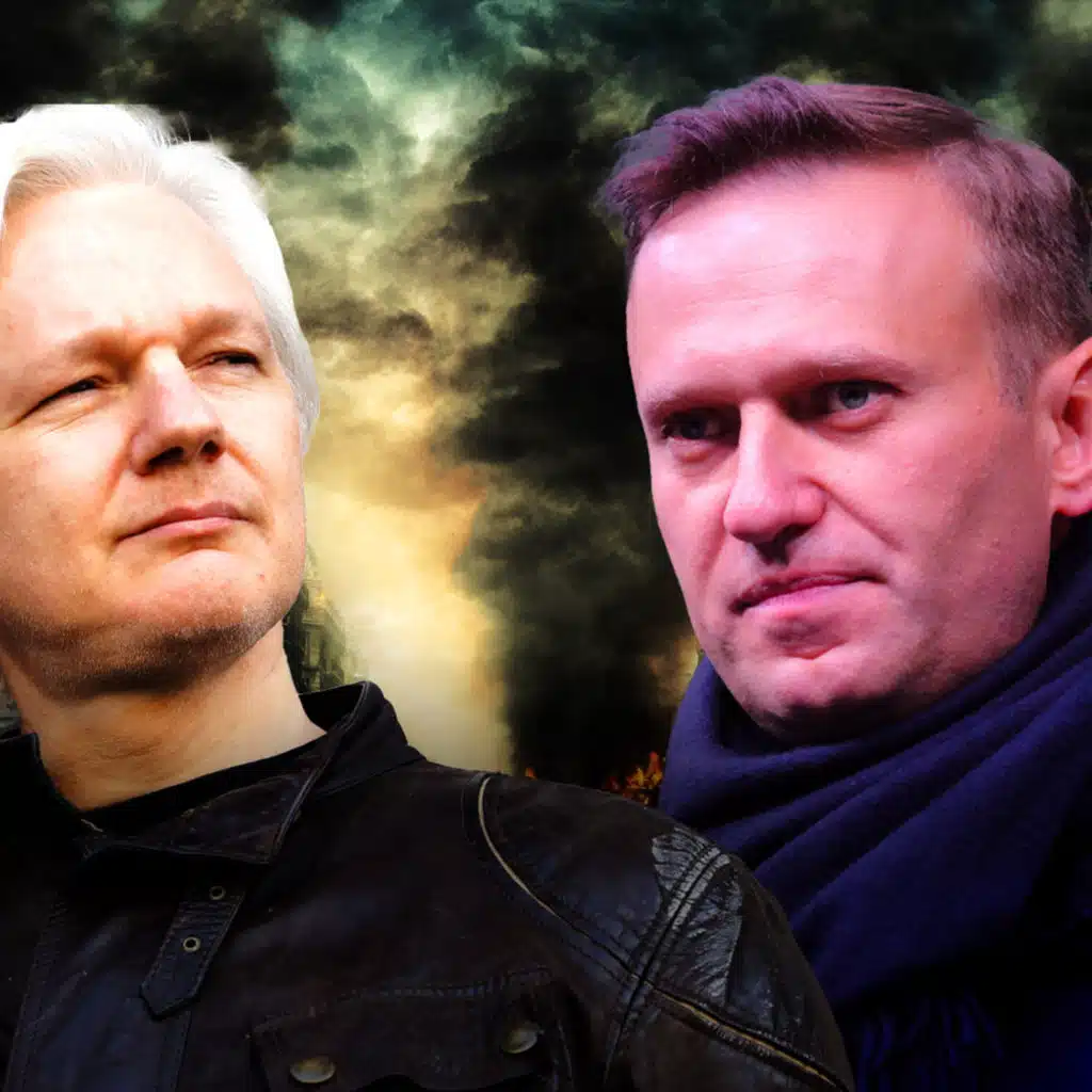 Media heroes and traitors - Assange vs Navalny