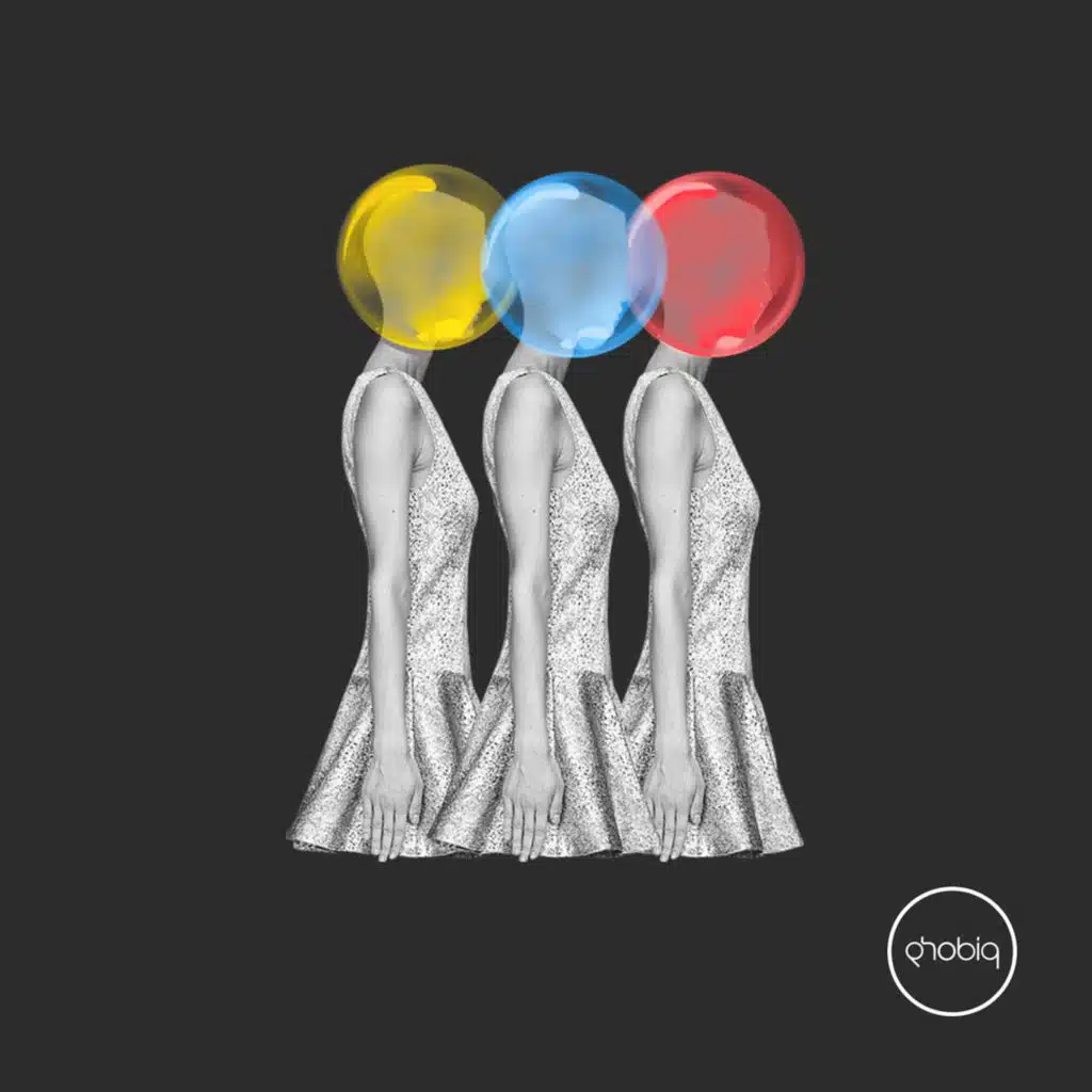 Superstrobe & Paula P'Cay