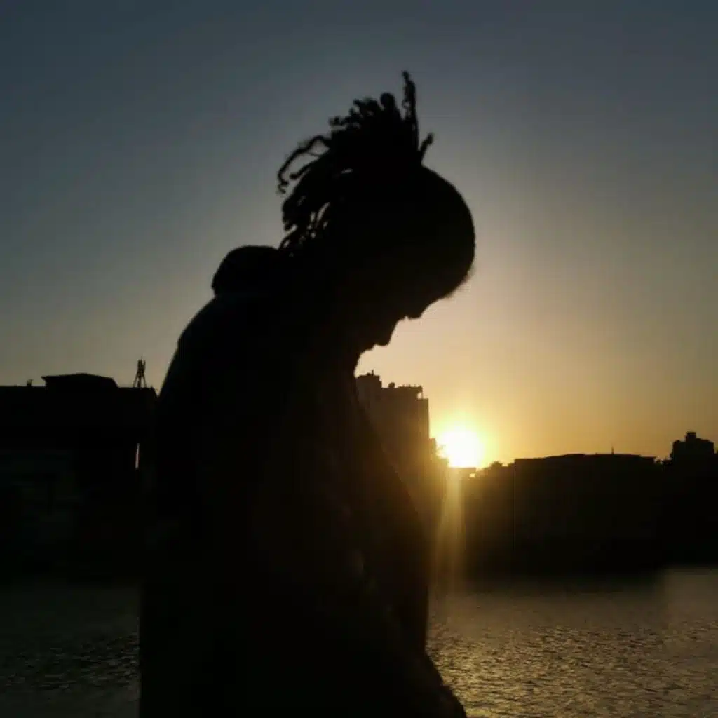 Roma - Lesa Faker  | روما - لسه فاكر (Official Lyrics Video)