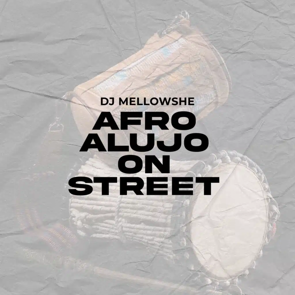 Afro Alujo on Street