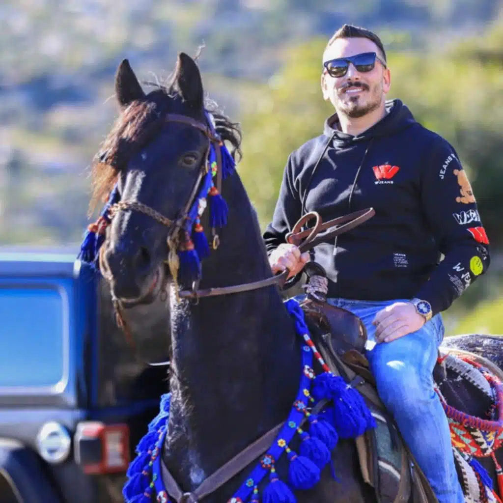 يا قلبي شبيك  عيونك كالمدافع