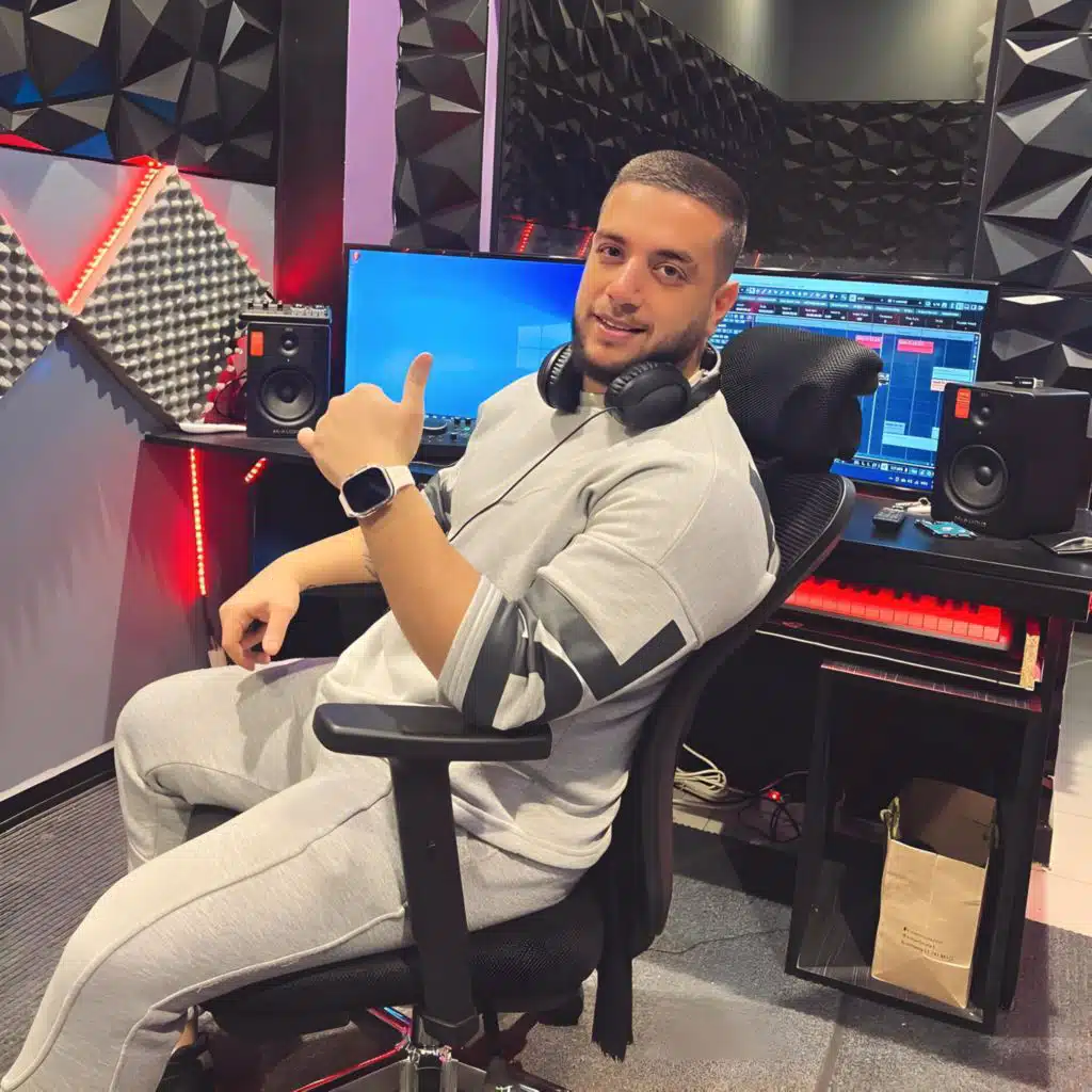 يؤبرني الله القصيرة (feat. Zaza Mohamad)