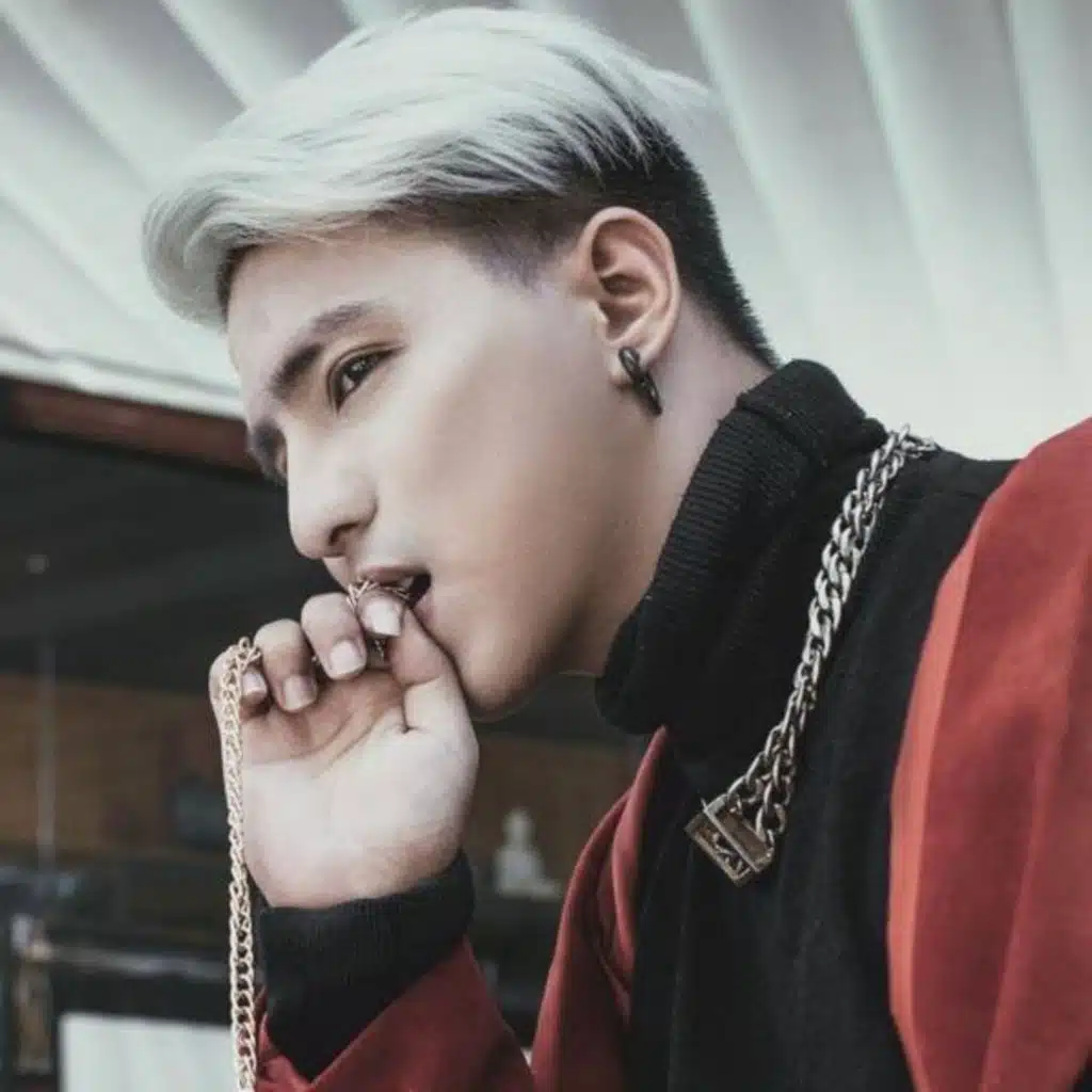 Tăng Nhật Tuệ & 1DEE