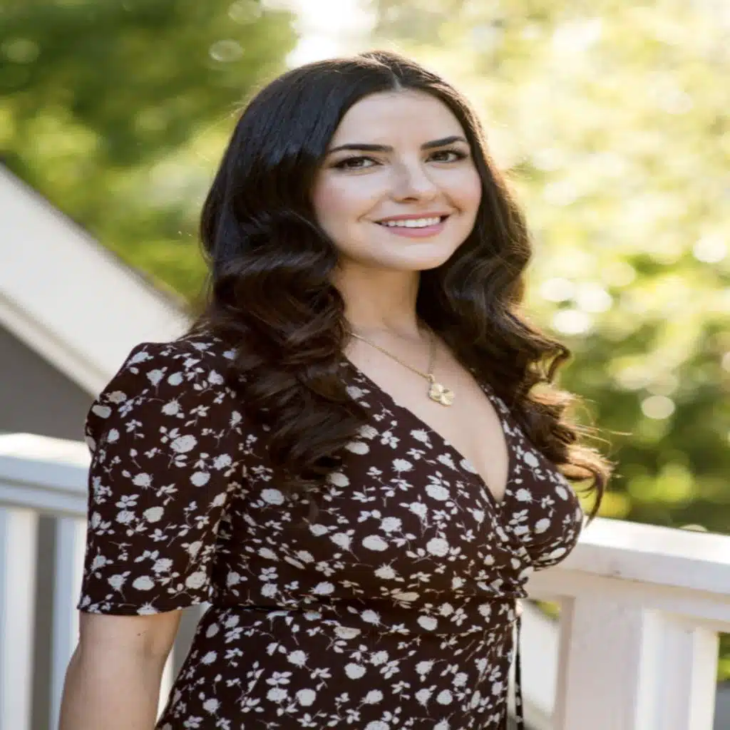 Dr. Molly Maloof on How To Eat, Love & Manifest.