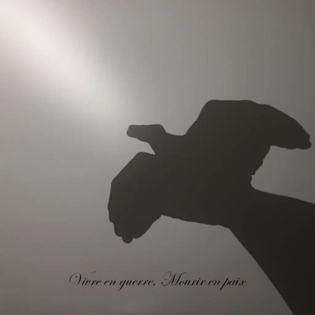 Vivre en guerre, Mourir en paix