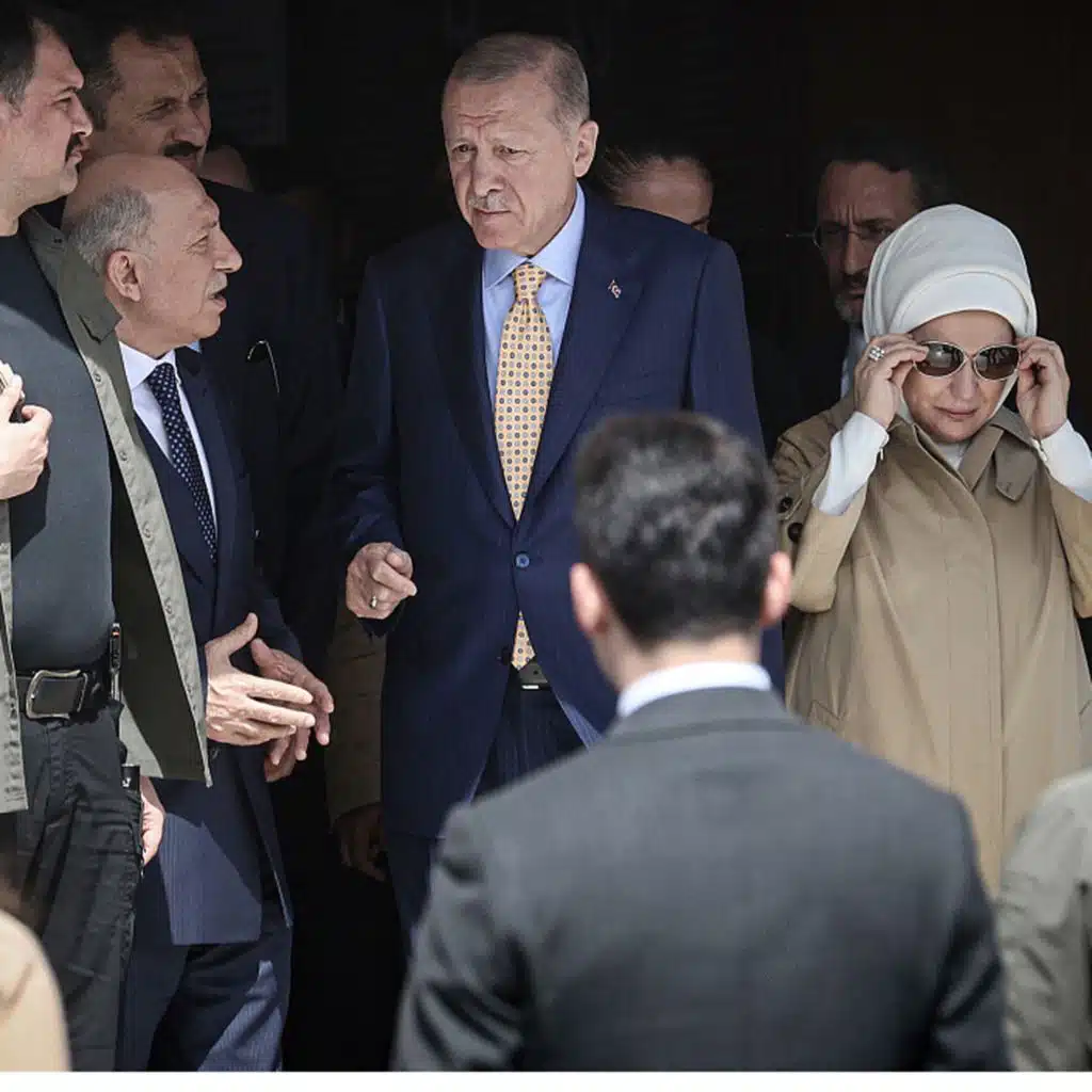 Turkish opposition claims victory in key local elections