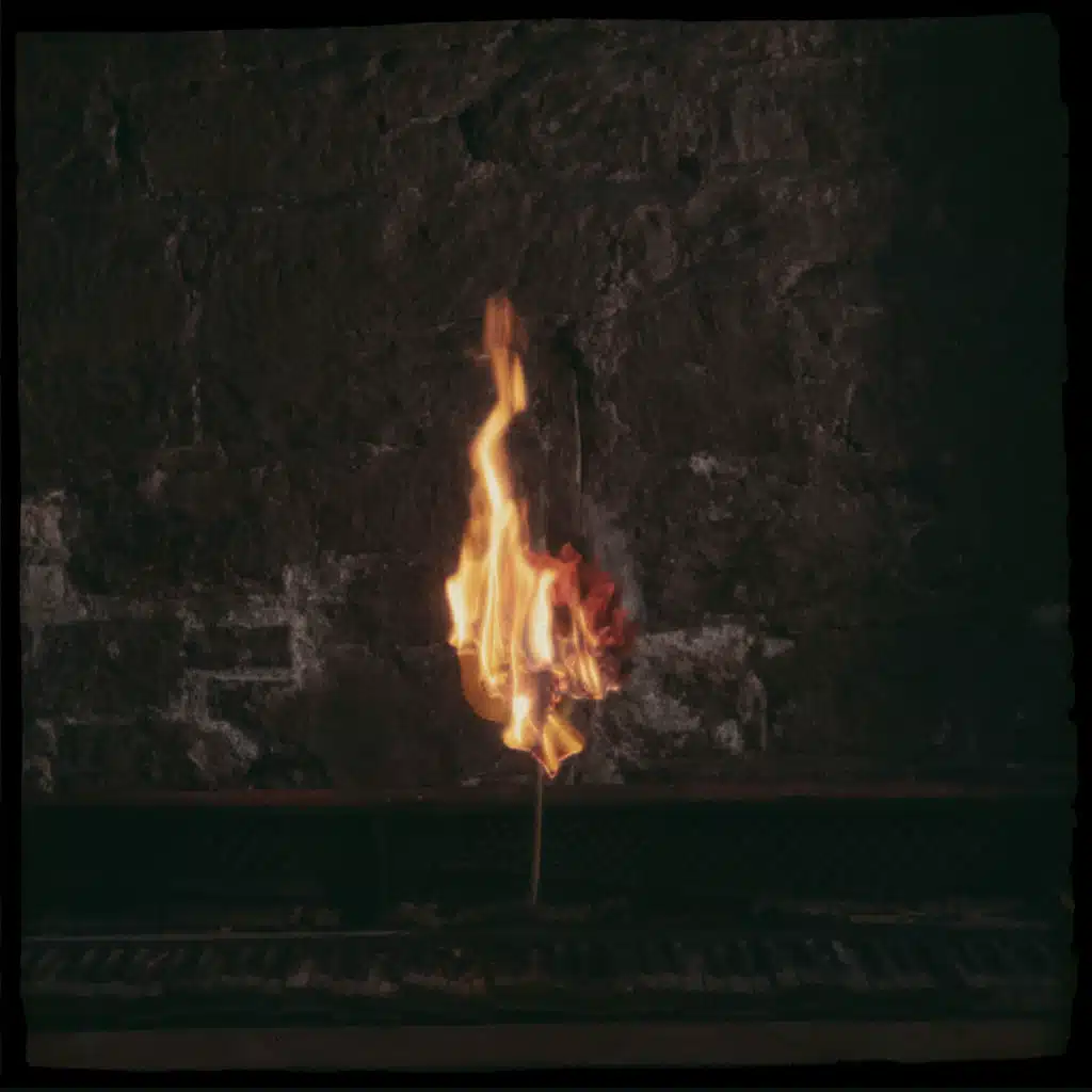 Oyun (feat. Gülinler)