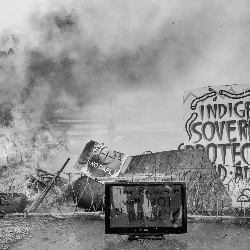 JOSUÉ RIVAS on Throwing a Glitch in the Social Media Matrix /320