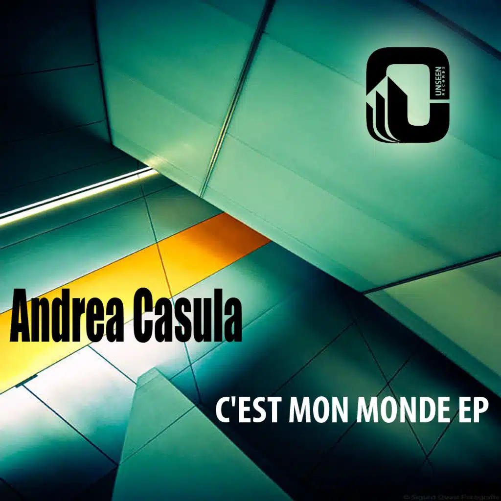 C'EST MON MONDE EP