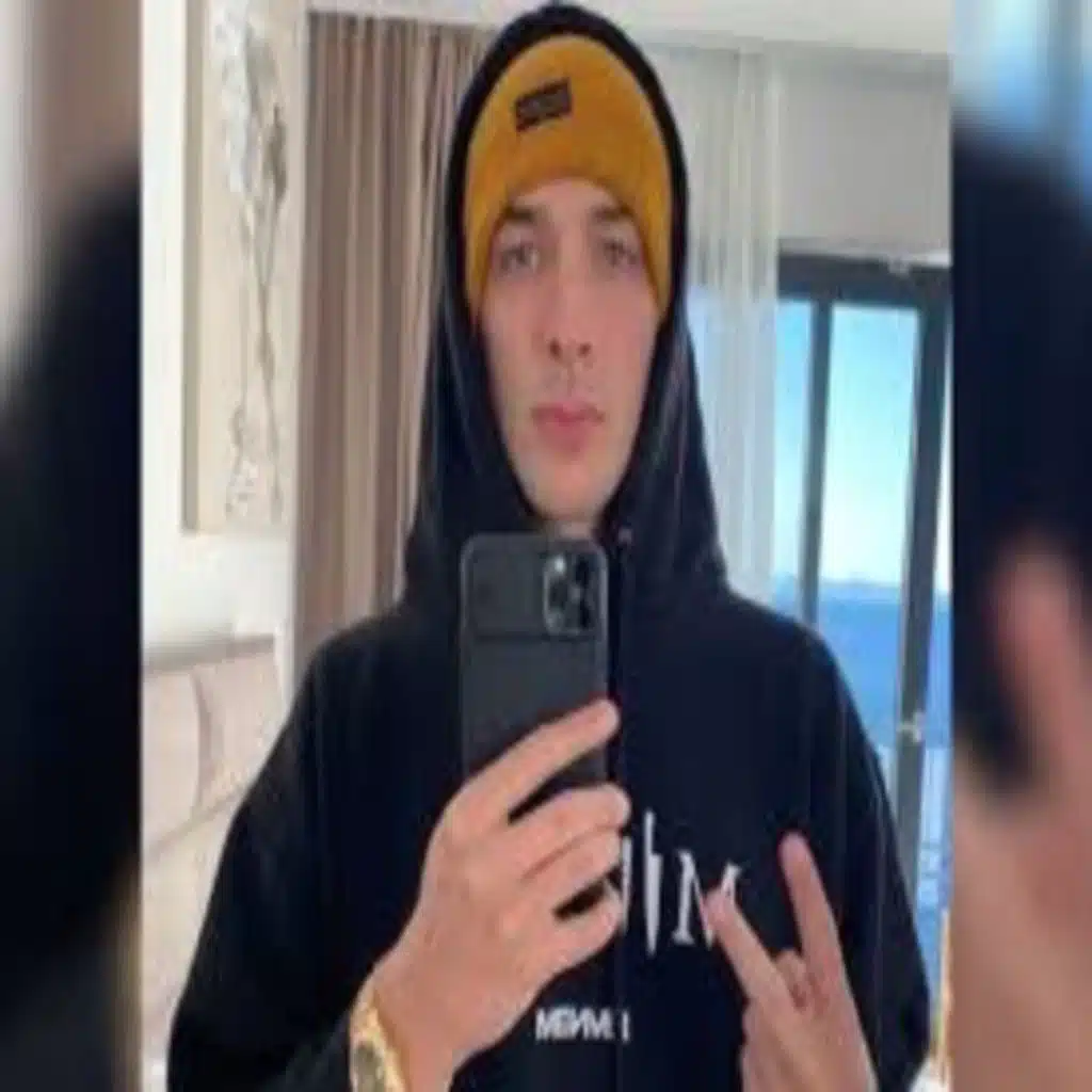 "MY BIGGEST SKILLSET IS DIGITAL ENTREPRENEURSHIP " 👨🏼‍💻 -DATASETS 👽