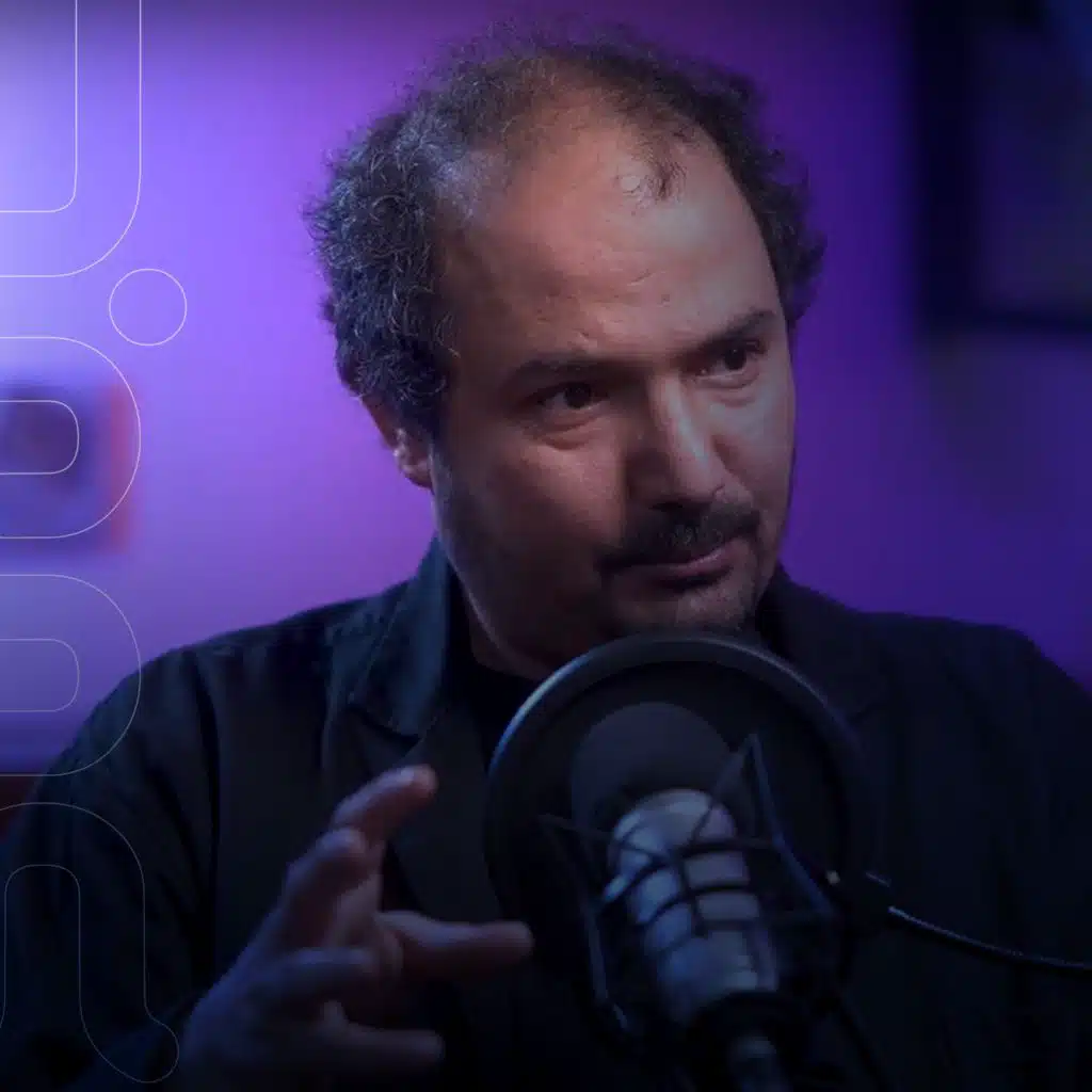 هل يجب قرصنة الإبداع أم اتاحته؟