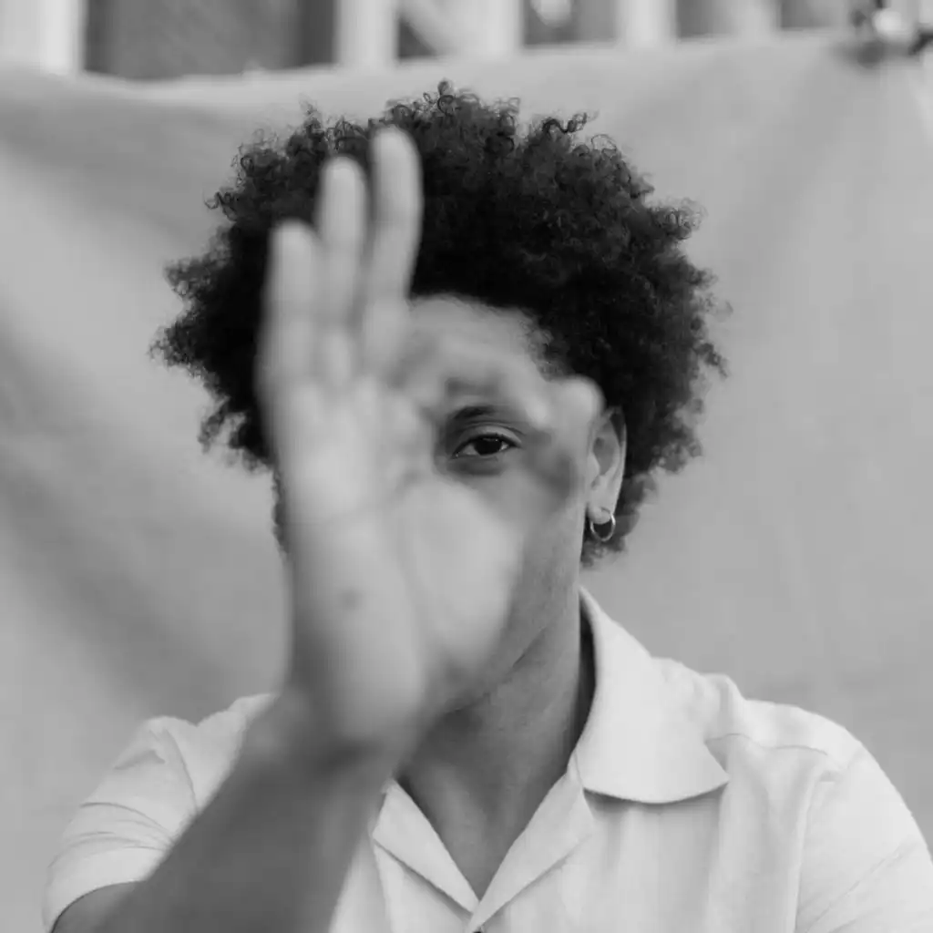 Closer (feat. CARRTOONS, Sophie Faith & Jay Prince)