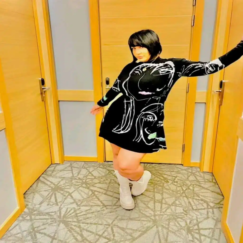 Wach bik malki (feat. Manini Sahar)