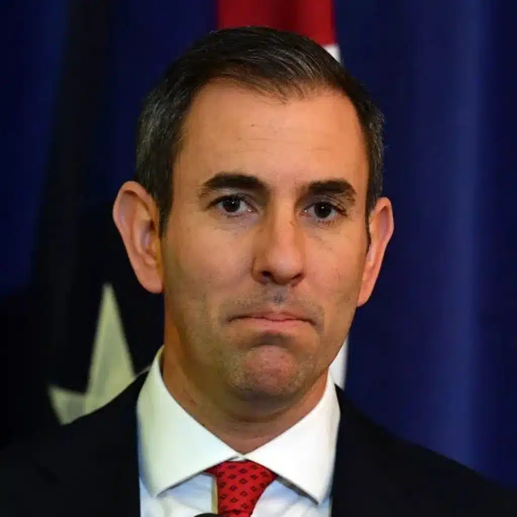 Treasurer says new report "torpedoes" Coalition's nuclear energy plans