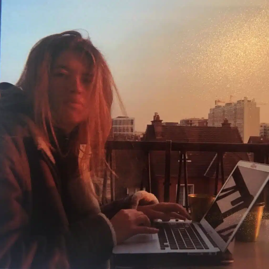 Day 18 (feat. Valentine Morel)