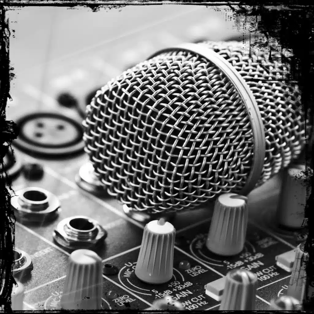 Stereo Speakers (Hebert Bravo Remix)