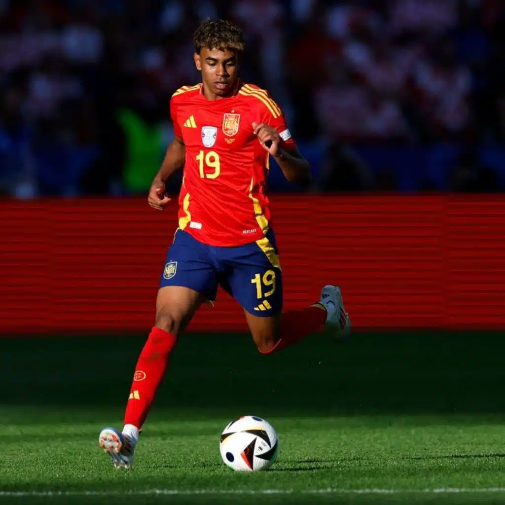 Spain sparkle & Kane previews Serbia v England
