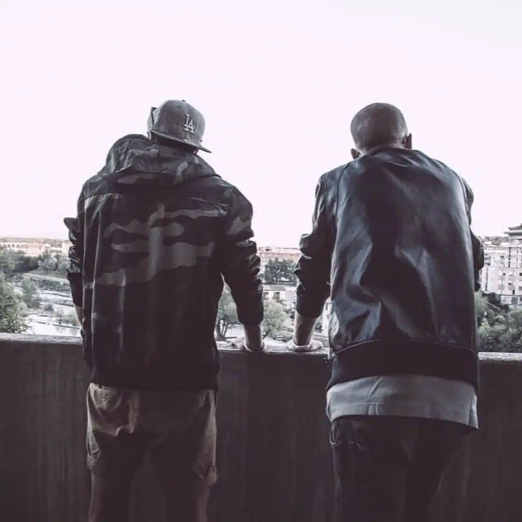 فِ البلكونة -الحلقة (صفر): الحلقة التعريفية