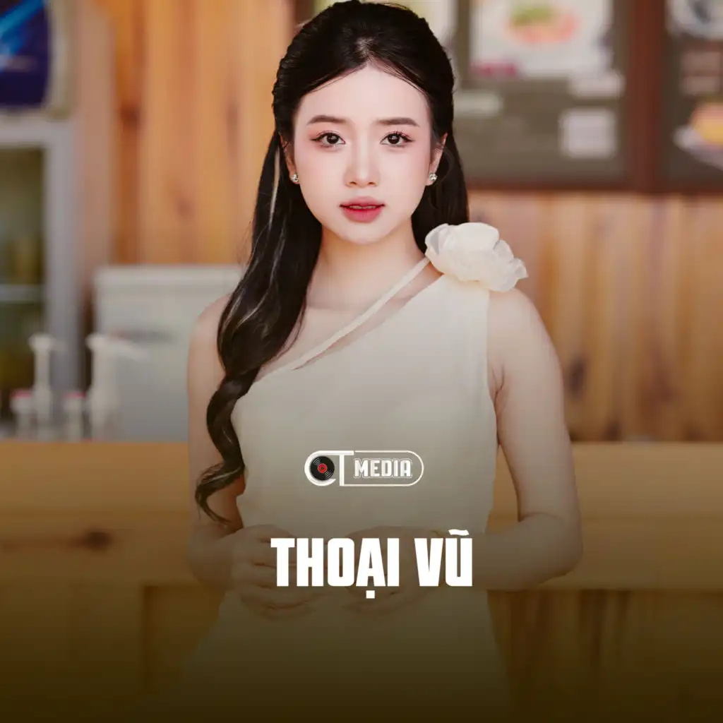 Thoại Vũ, Hoàng Phong & CT