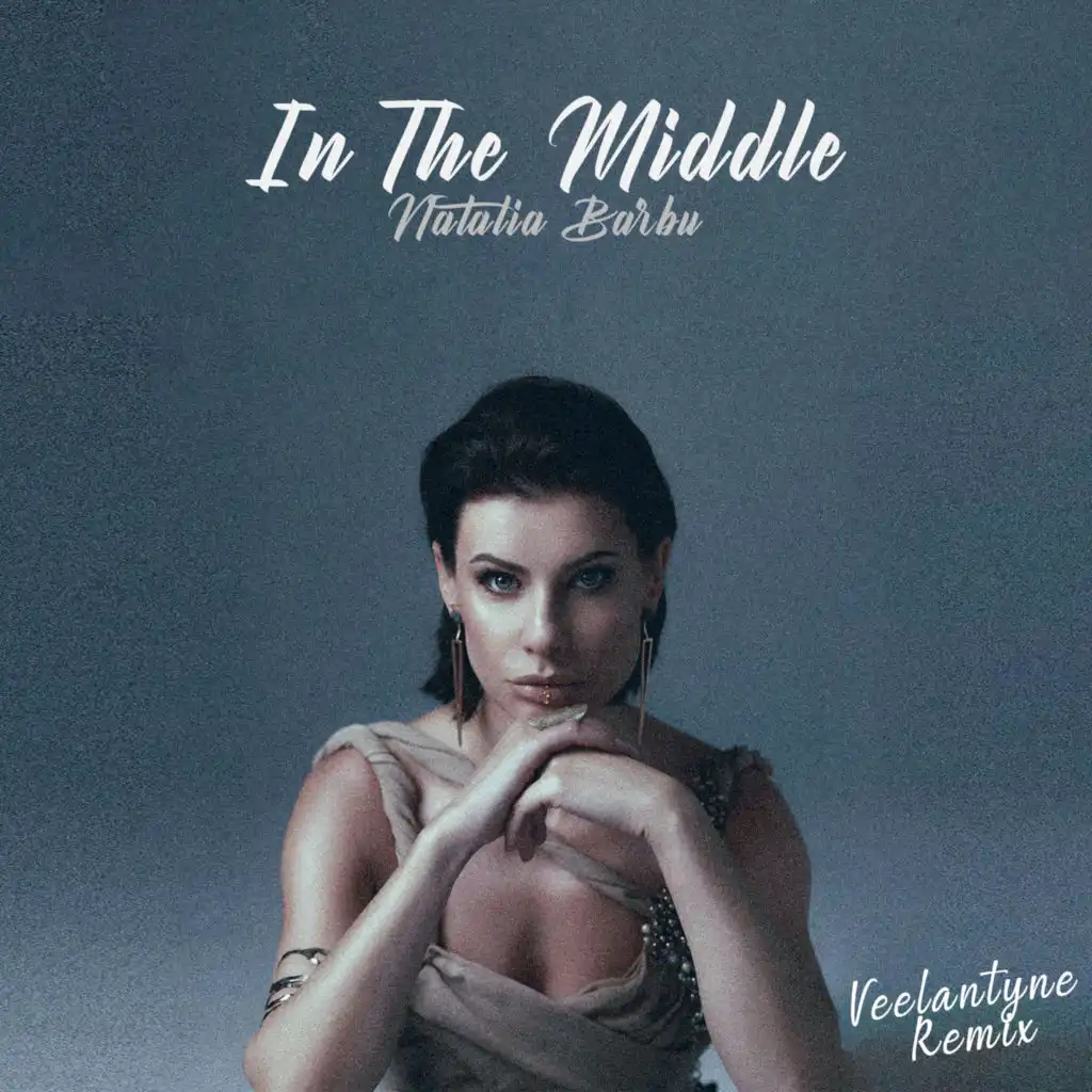 In The Middle (Veelantyne Remix)