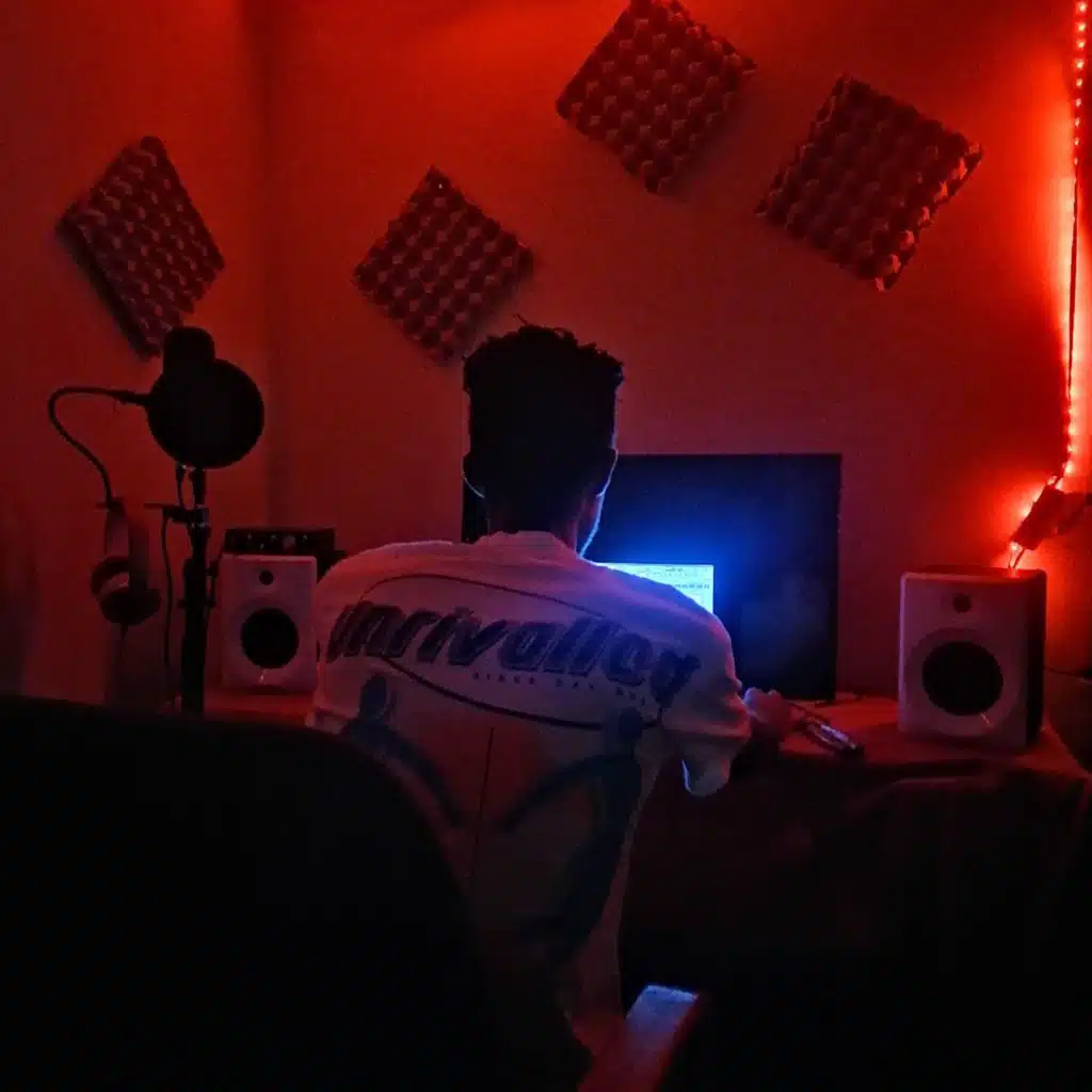 Hee Ndaa (Bonus) [feat. Dj Mortyy]