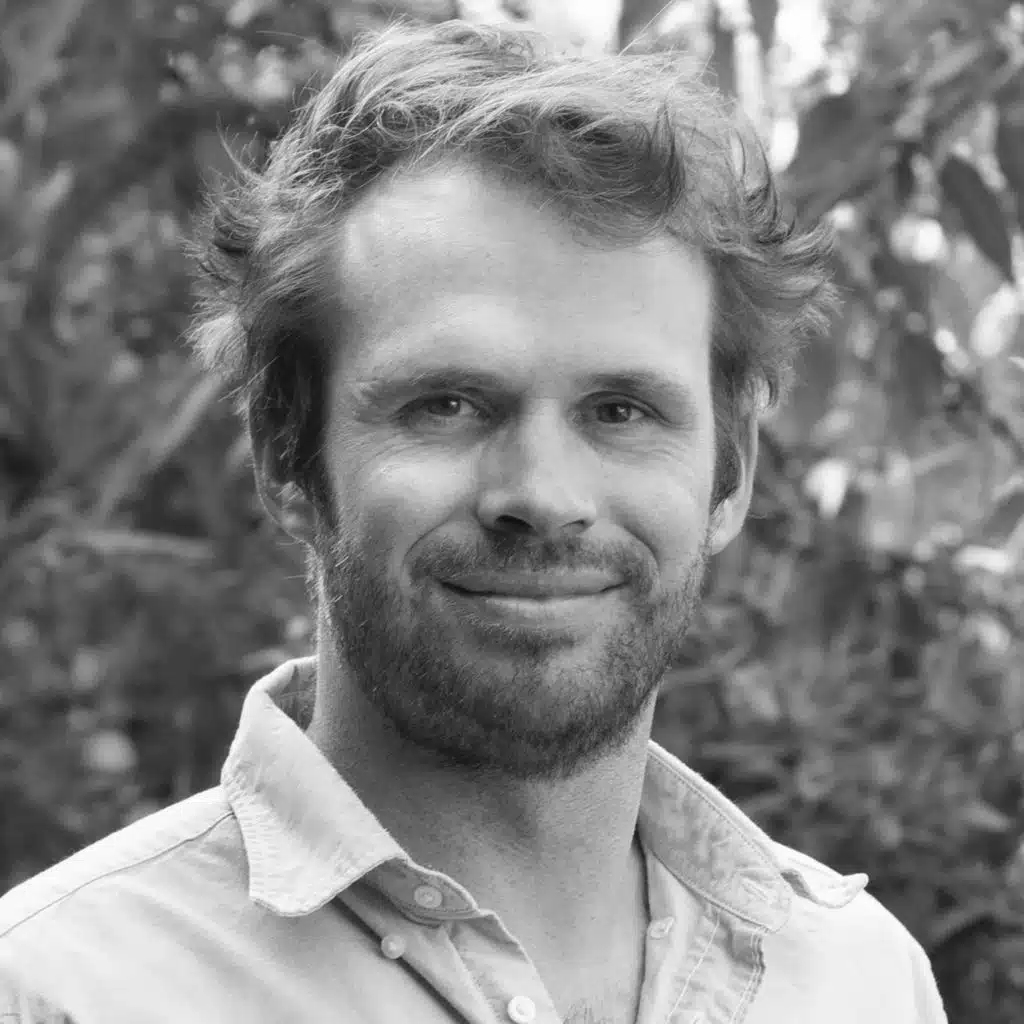 Auto-massage des mains pour soulager vos maux avec Monsieur Réflexo !