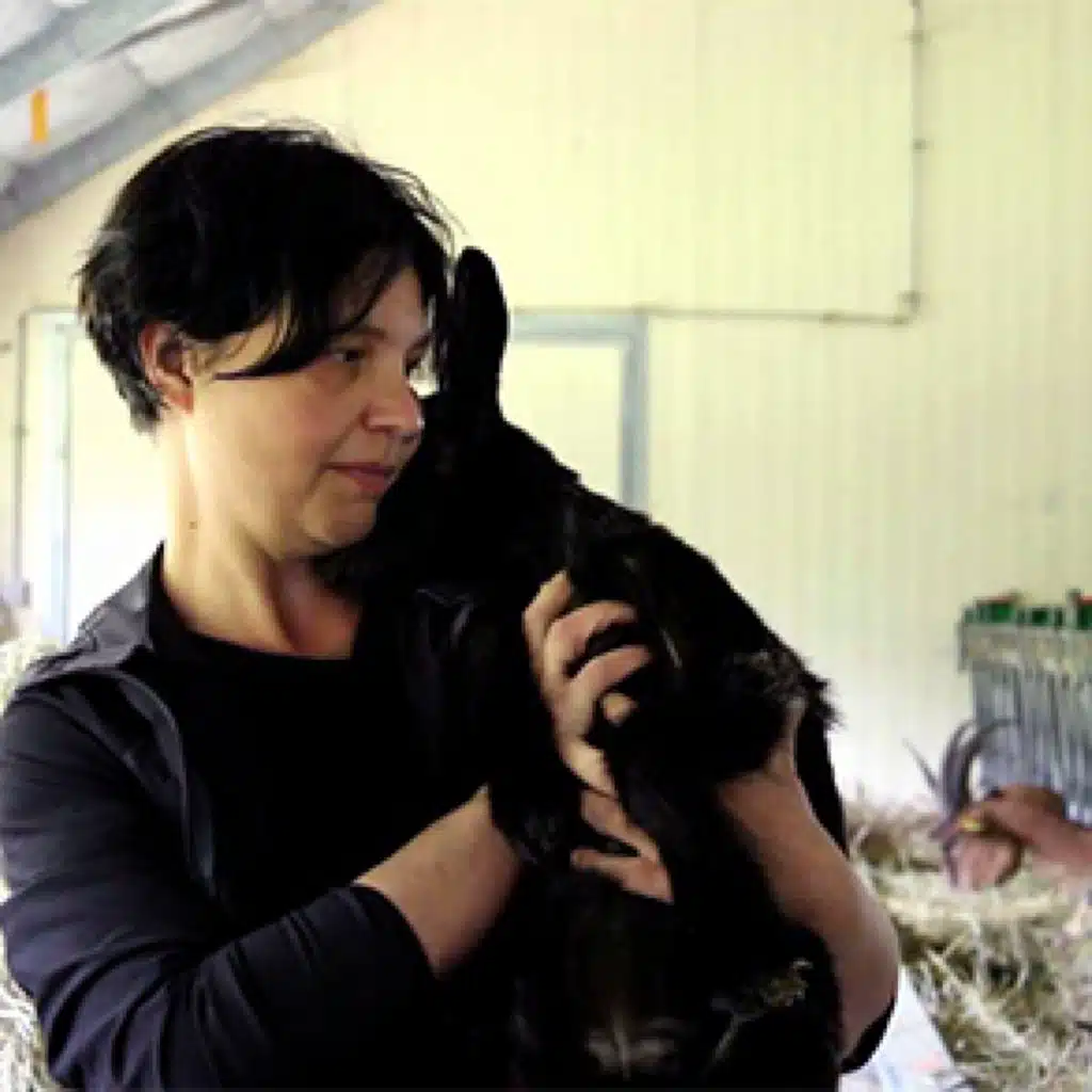 Nouvelle vie, nouveau métier : Sandrine élève des chèvres