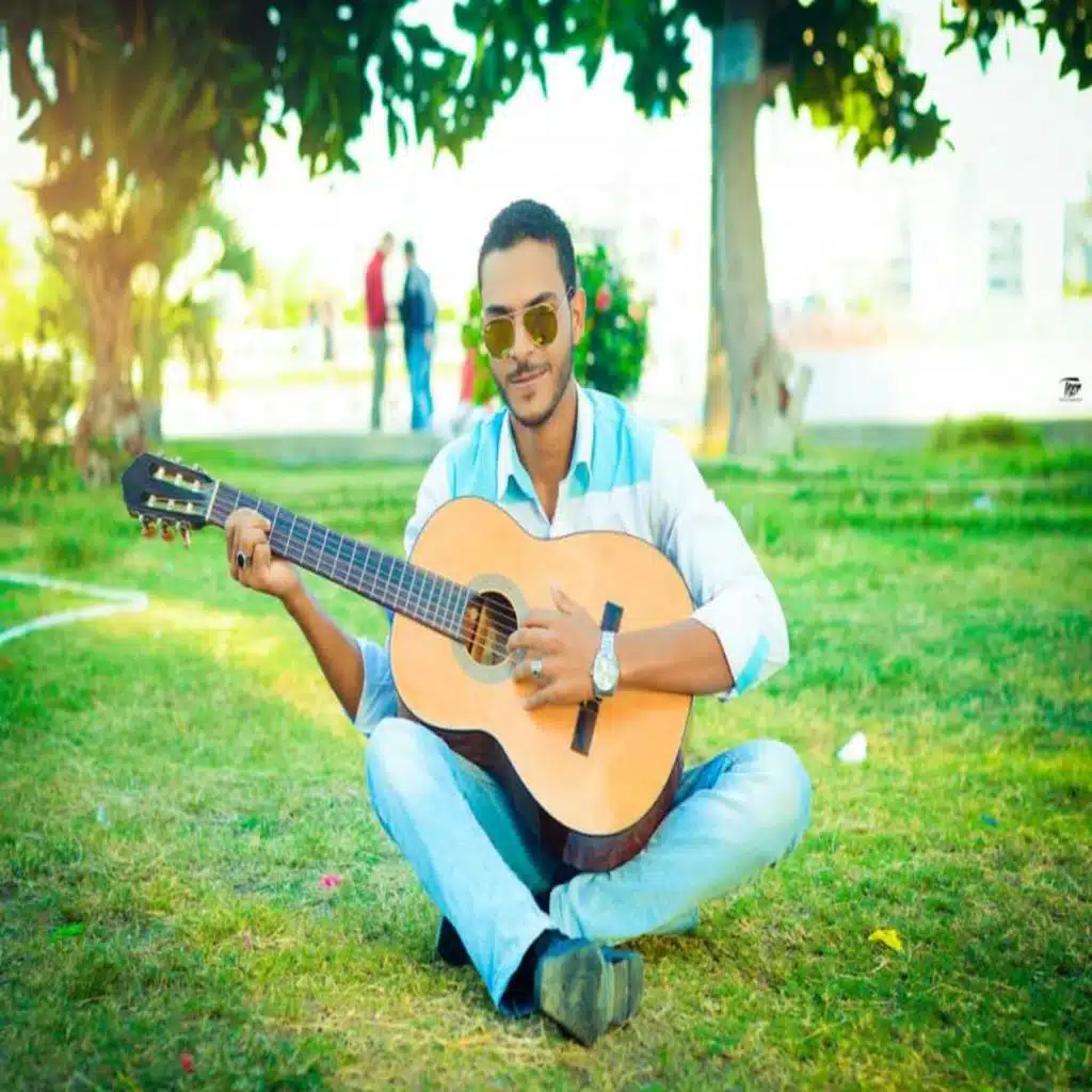 انبسطو يالي تريدونا - وانت يالي تاكل فيك