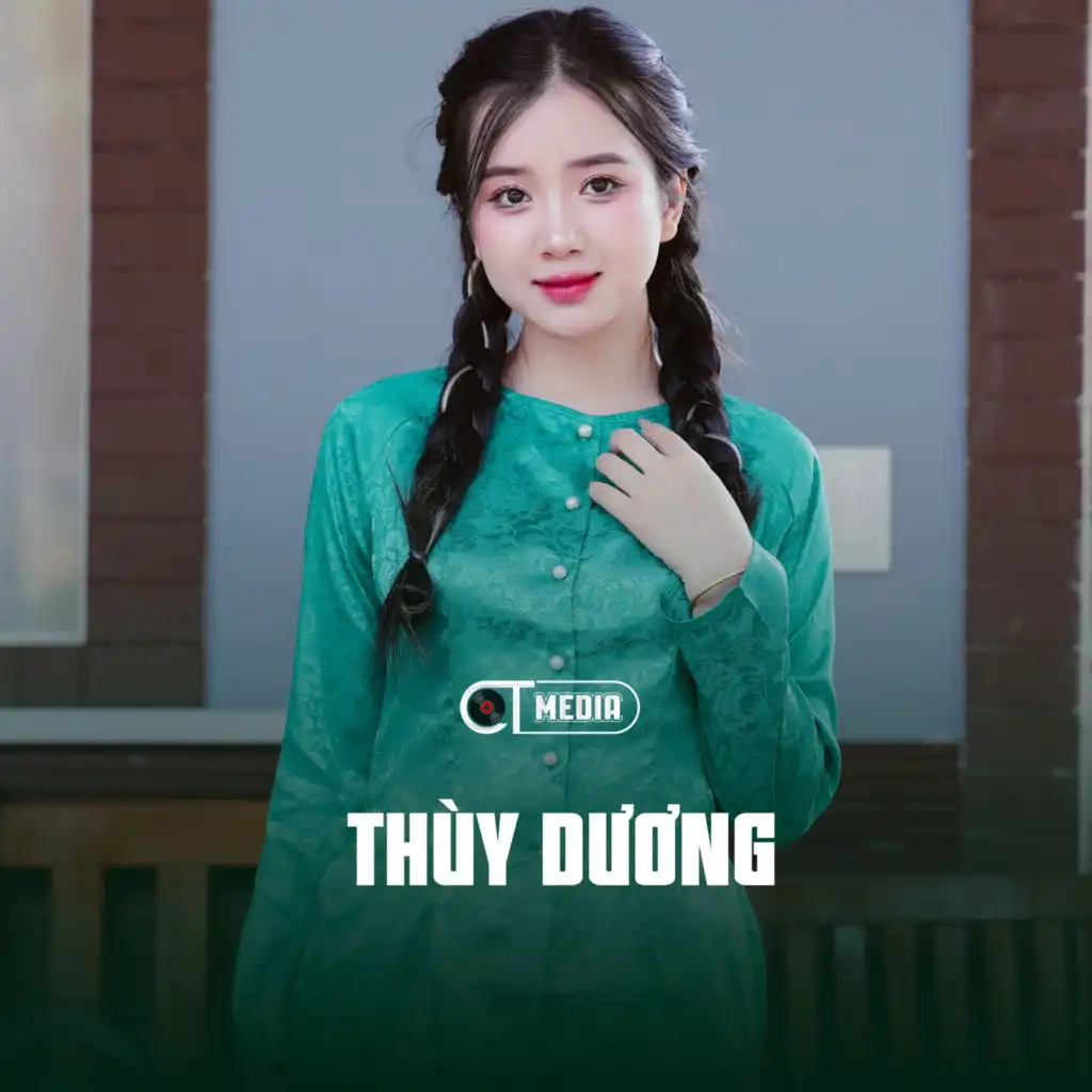 Thùy Dương & CT